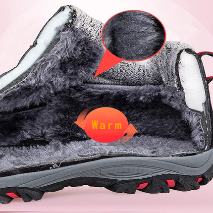 Close-up view of the fleece lining in women’s warm winter boots, highlighting the soft, cozy, and thermal interior.
