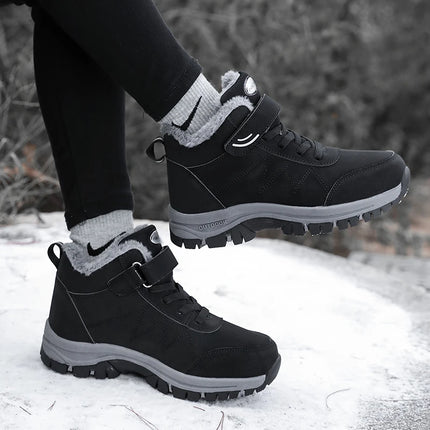 Botas de nieve cálidas antideslizantes e impermeables para invierno, ideales para clima frío y terrenos nevados.