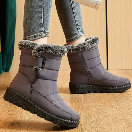 Botas de mujer Polar Trendy impermeables con diseño de felpa suave y suela antideslizante, ideales para invierno y días lluviosos.