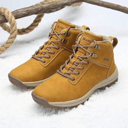 Botas impermeables de hombre invierno 2025, cuero genuino y forro de felpa, ideales para clima frío y terreno irregular en la nieve.