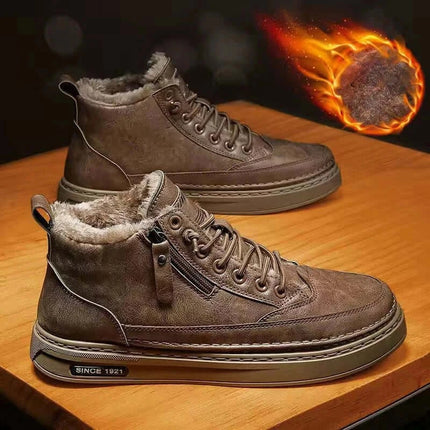 Botas de hombre cuero genuino WarmStep, forradas en lana térmica suave, ideales para invierno con estilo y confort.