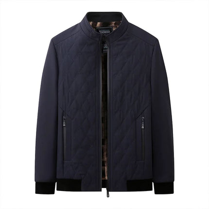Campera Laurent Luxury negra para hombre. Ideal para combinar estilo y confort. Campera Hombre moderna y elegante.