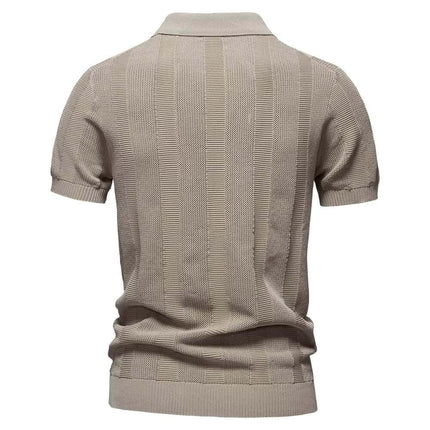 Chomba de punto Santorini para hombre en color beige, ideal para un estilo casual y sofisticado. Prenda esencial en chombas hombre.