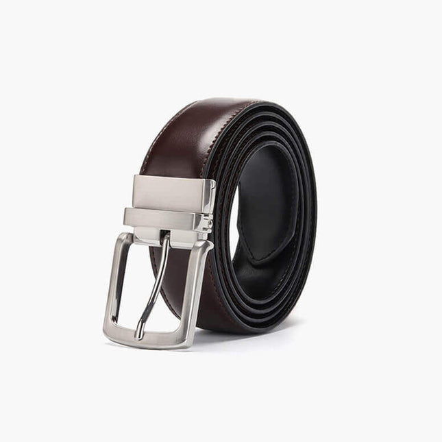 Alt Tag: Cinto William Elegance brown leather belt with sleek silver buckle, perfect for adding sophistication to any outfit.