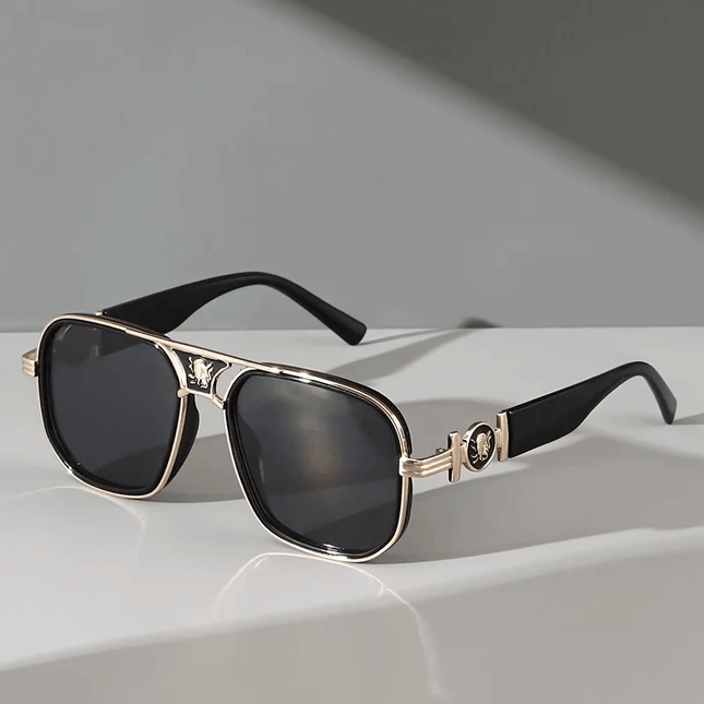Gafas de sol Donatello Mori para hombre en dorado con lentes tintados, ideales para un estilo audaz y sofisticado en la Riviera.