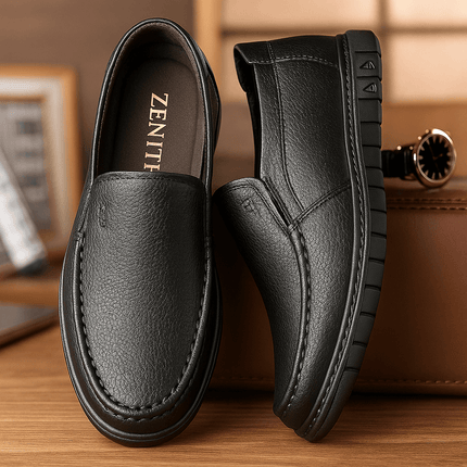 Mocasín clásico de cuero negro para hombre, zapatos casuales con diseño cómodo y elegante, ideales para uso diario.