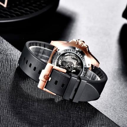 Reloj automático Pagani 911 de línea premium, diseño robusto con correa de caucho negra, ideal para hombres en Argentina.