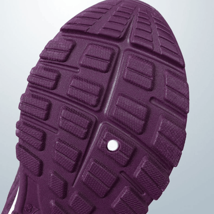 Sole of Zapatillas ComfyRun showing lightweight high-rebound design, perfect for comfort and style in any activity.