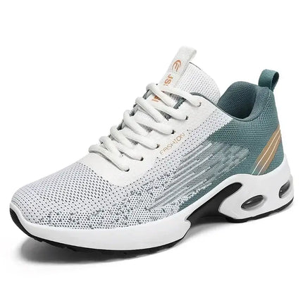 Zapatillas deportivas hombre de malla blancas y verdes, livianas y modernas, con diseño cómodo y suela antideslizante.