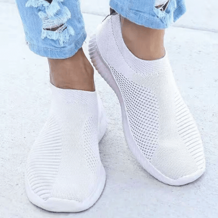 Zapatillas Jade para mujer en promoción, compre 1 y llevate 2, ideal para regalar y disfrutar de comodidad con estilo casual.