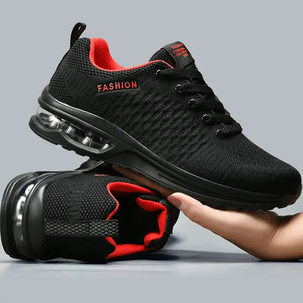 Zapatillas de running para hombre, color negro y rojo, diseño resistente y liviano. Ideal para deporte y estilo moderno.
