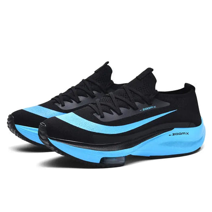 Zapatillas deportivas hombre ultralivianas 2025 en negro y azul, con amortiguación profesional para running. Talle disponible hasta 47 EUR.