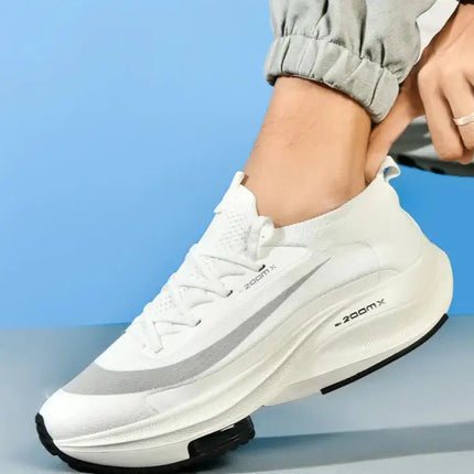 Zapatillas Running Ultralivianas 2025 para hombre con amortiguación profesional, ideales para deporte y rendimiento óptimo.