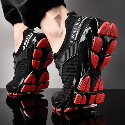 Hombre usando zapatillas ShockAir deportivas negras con suela roja, ideales para amortiguación y confort diario.