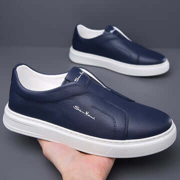 Zapato casual azul marino para hombre en cuero genuino, ideal para estilo moderno y confort diario.