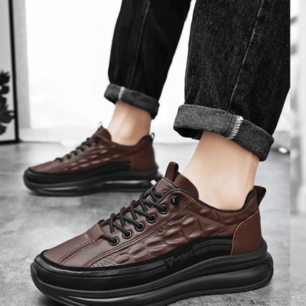 Zapatos Croco Force marrón oscuros para hombre, estilo casual con suela acolchada, ideales para comodidad diaria. Zapatos Casuales Hombre.