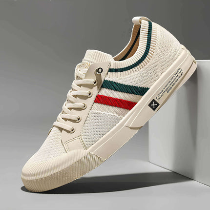 Zapatillas Premium Madrid, elegantes zapatos casuales hombre, con costuras hechas a mano, diseño europeo de lujo y comodidad.