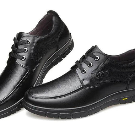 Zapatos de Cuero Genuino Hombre, estilo casual y confort diario. Zapatos Casuales Hombre negros, ideales para cualquier ocasión.