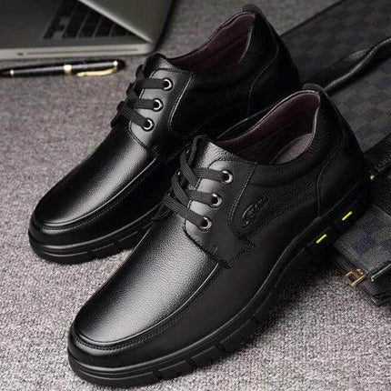 Zapatos de cuero genuino para hombre, estilo casual, comodidad diaria, ideales para el uso diario y ocasiones especiales.